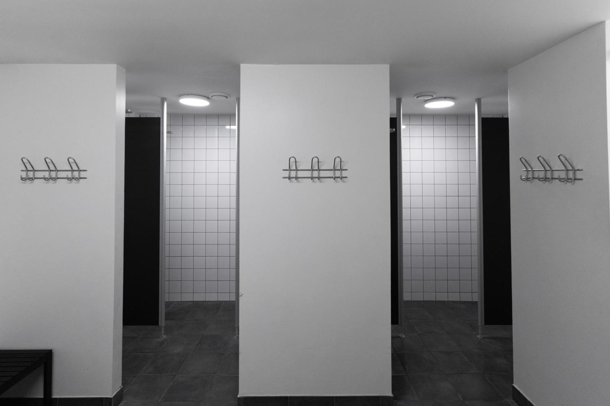 Hostel Roberta's Society