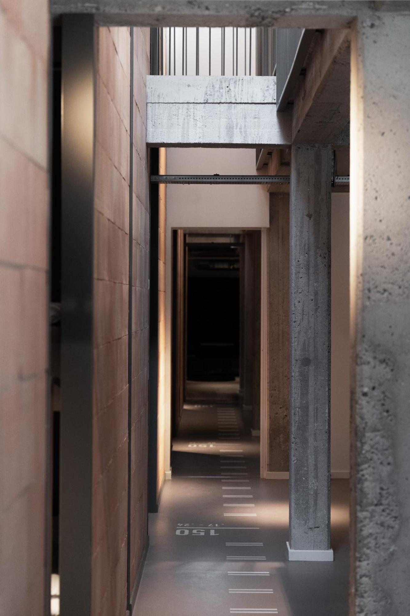 Hostel Roberta's Society *