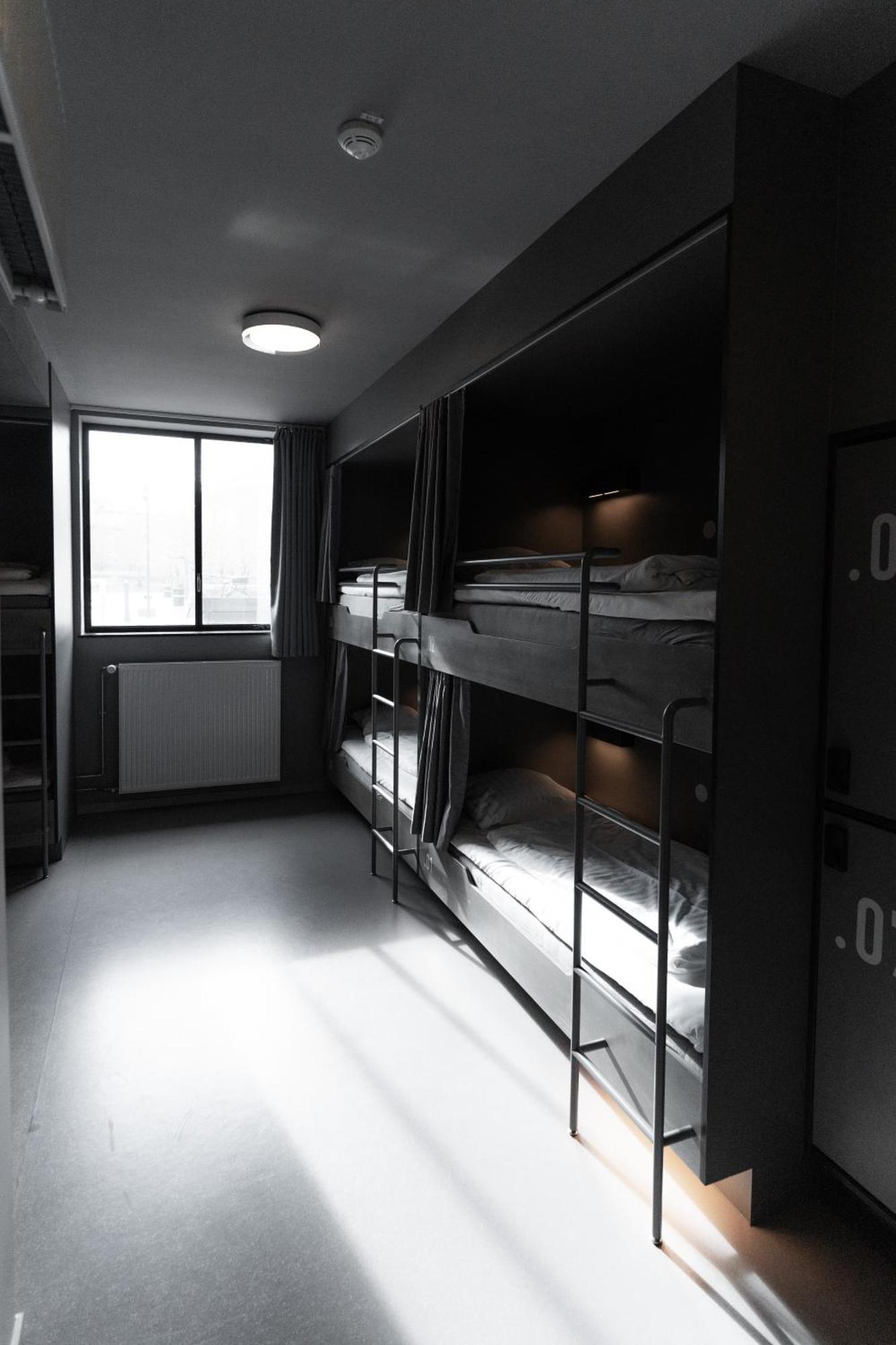 Roberta's Society Hostel *