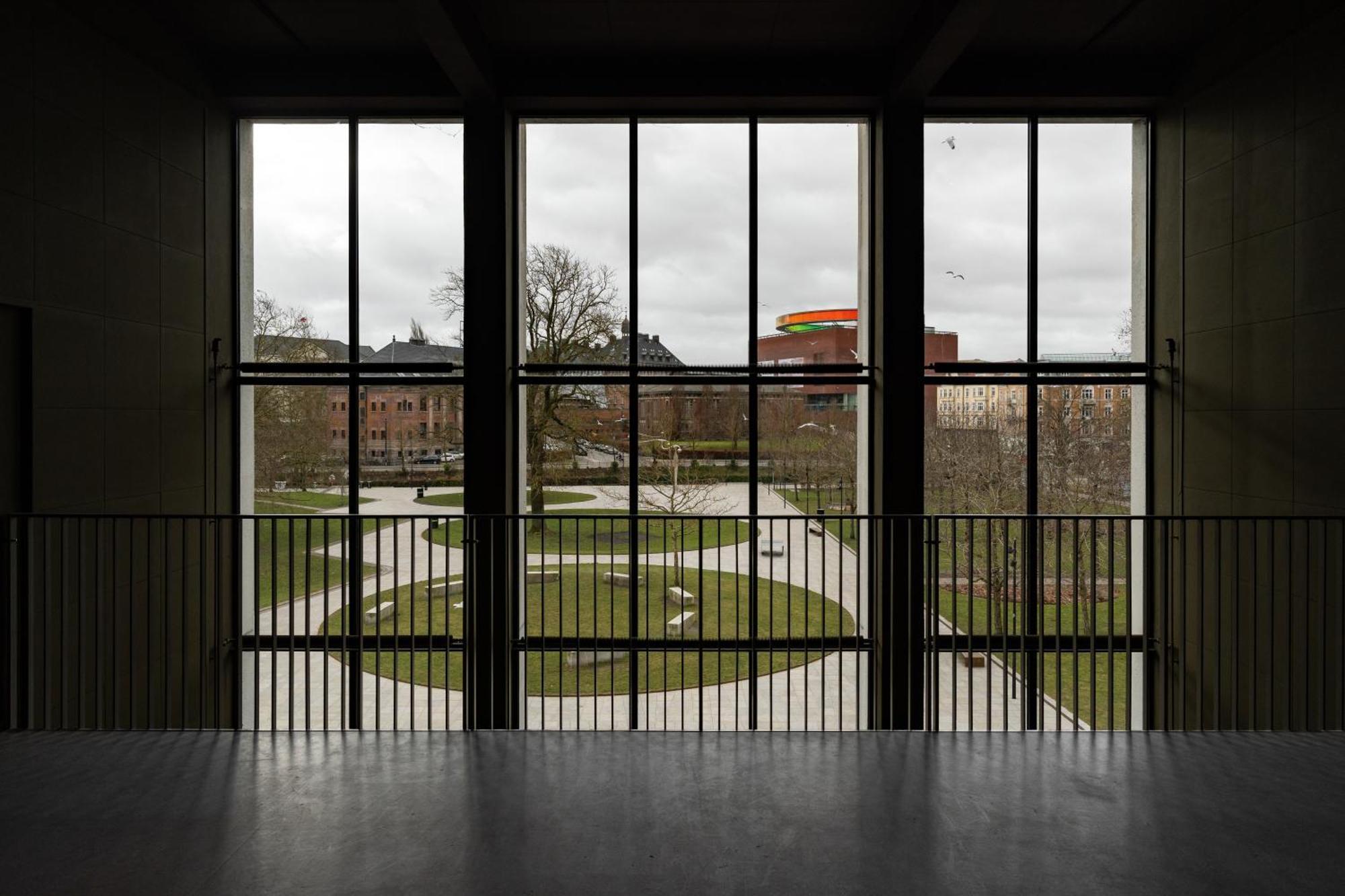 Hostel Roberta's Society